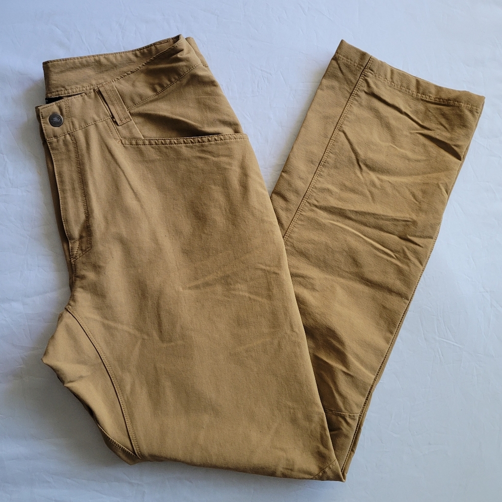 The northface hiking pants size 32 × 31